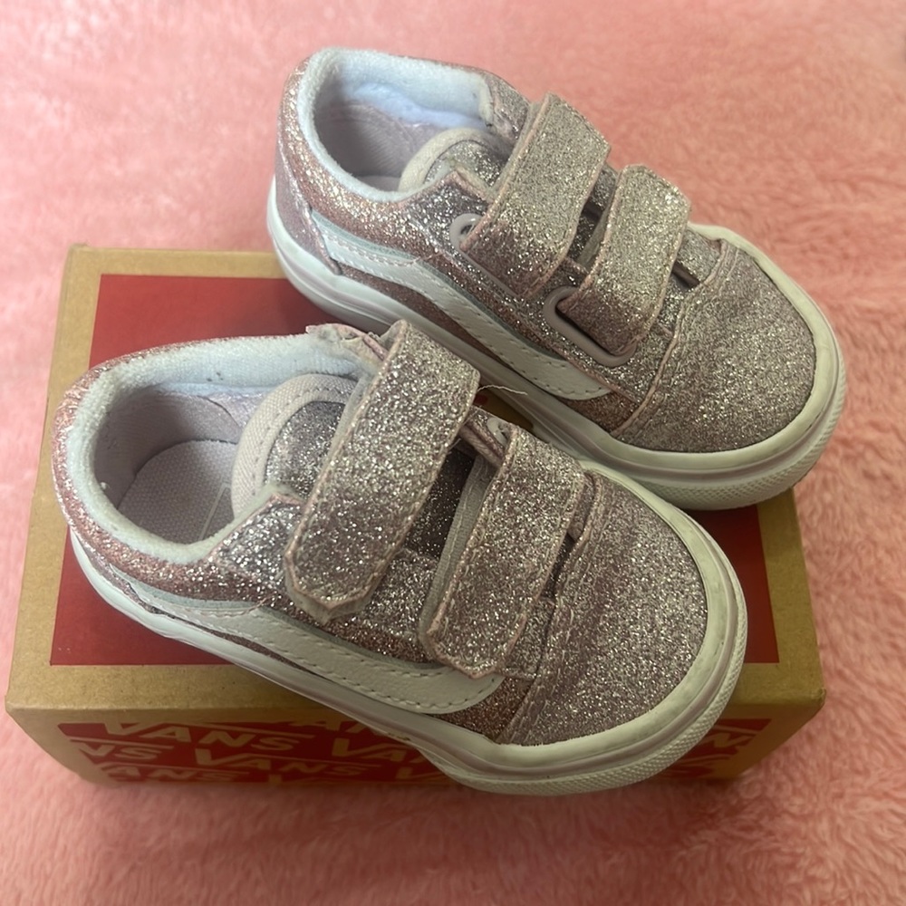 Glitter pink vans